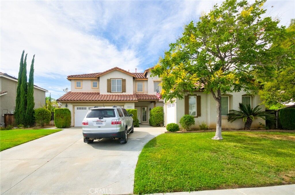 Property Photo: 40223 Sequoia Street CA 92563