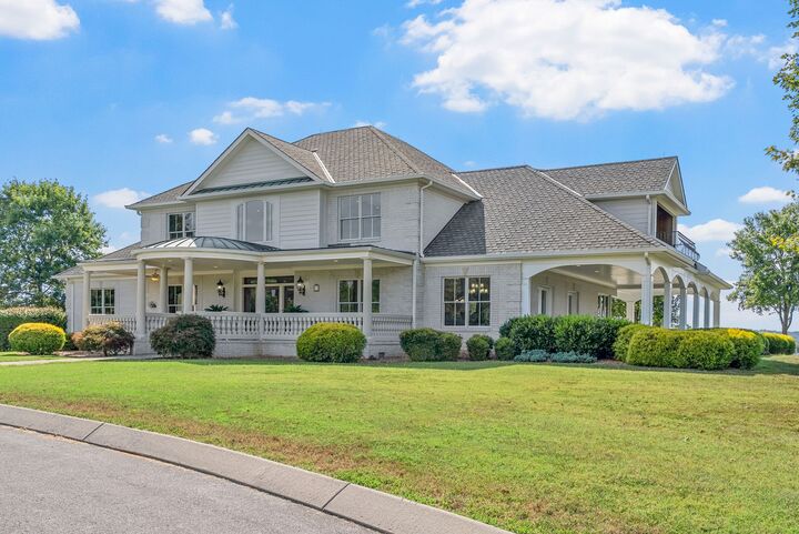 Property Photo:  190 Rocky Ford Rd  TN 37040 