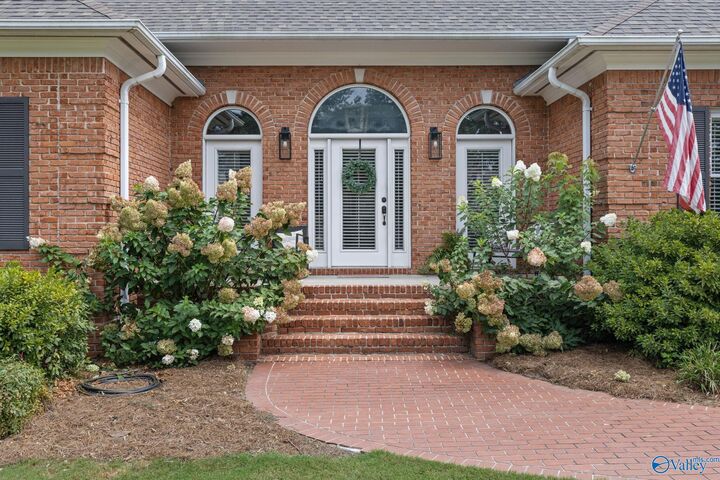 Property Photo:  341 County Road 1317  AL 35179 