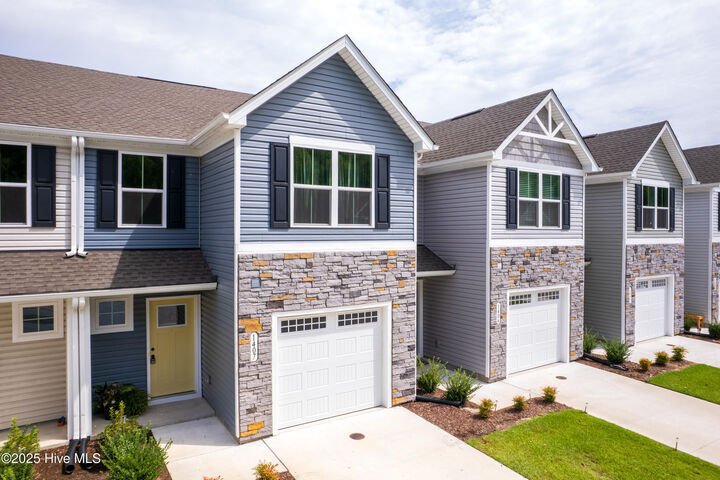 Property Photo: 1407 Raven Way Way NC 27909