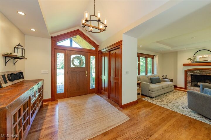 Property Photo:  8219 Cloveridge Road  OH 44022 