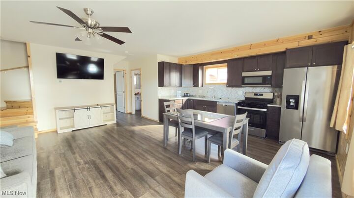 Property Photo: 5919 Lake 28 OH 44004