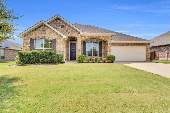 402 Belmont Drive  Midlothian TX 76065 photo
