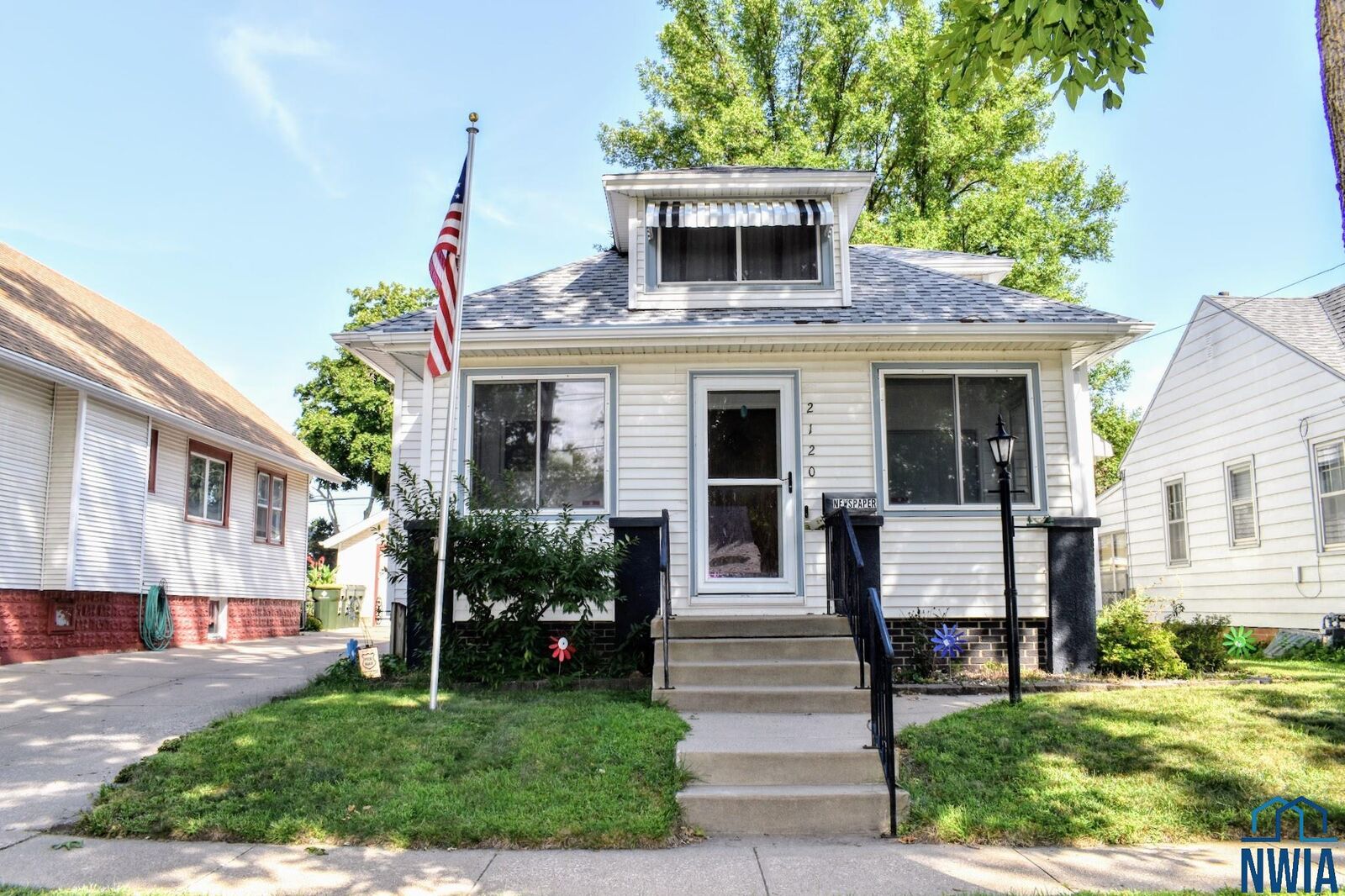 Property Photo:  2120 S Helen St  IA 51106 