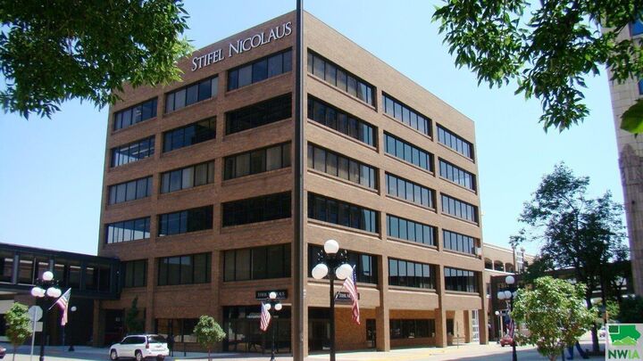 700 4th St 604  Sioux City IA 51101 photo