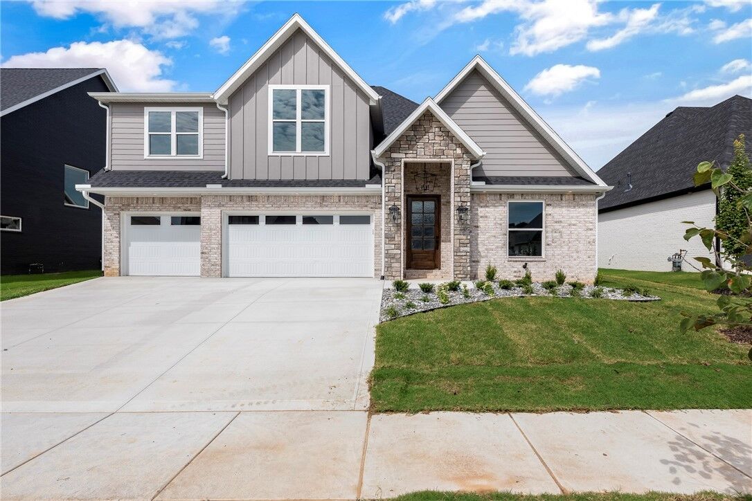 Property Photo: 6706 Brilliance Terrace AR 72713