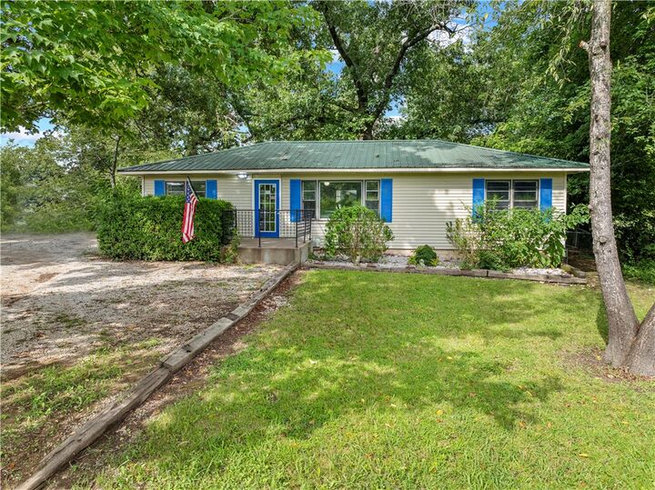 Property Photo: 4816 S 65 Highway AR 72601