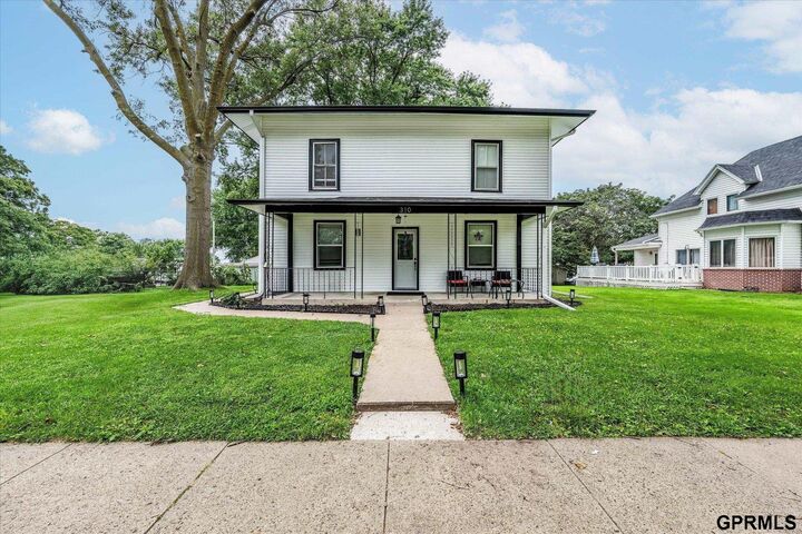 310 N Chestnut Street  Avoca IA 51521 photo