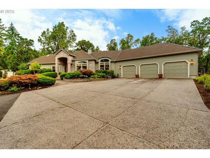 85789 Lorane Hwy  Eugene OR 97405 photo