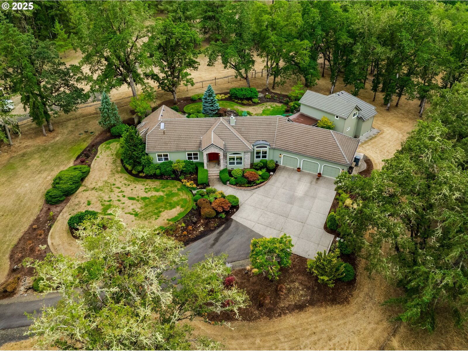 Property Photo:  85789 Lorane Hwy  OR 97405 