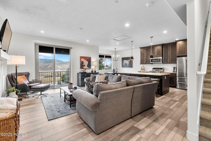 Property Photo: 3350 Quarry Springs Drive UT 84098