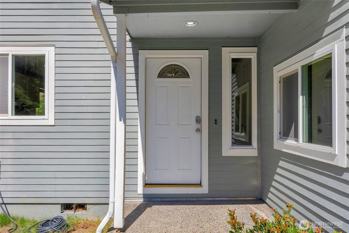 Property Photo: 3411 134th Place SW A WA 98087