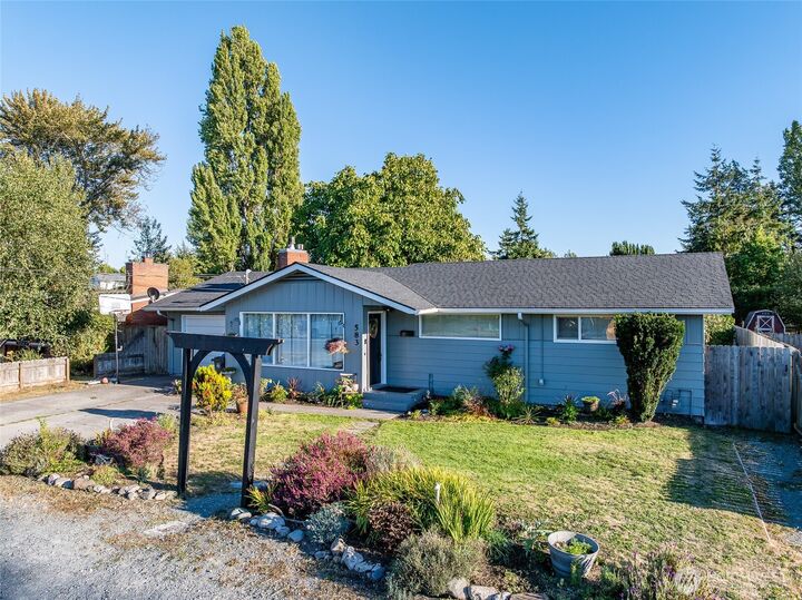 583 SE 6th Avenue  Oak Harbor WA 98277 photo