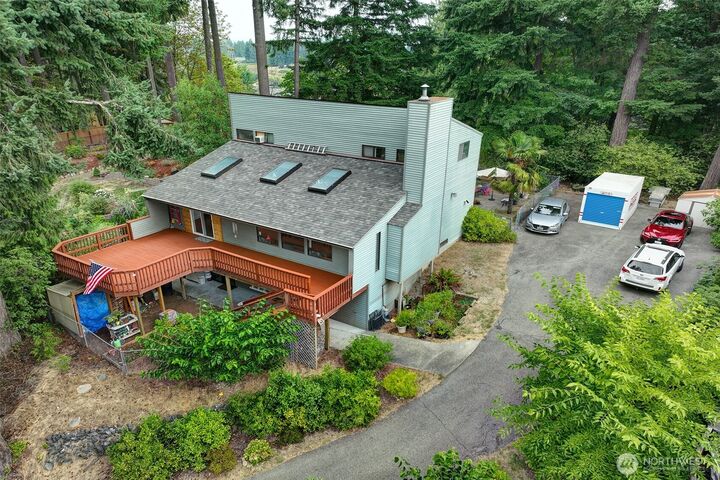Property Photo: 3603 W Tapps Drive E WA 98391
