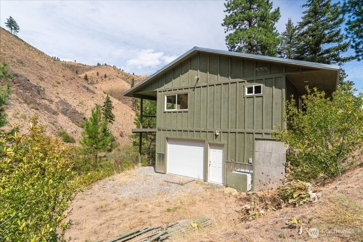 Property Photo:  12815  Mills Canyon Road  WA 98822 