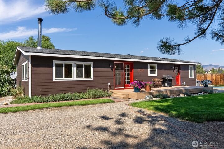 Property Photo: 14 N Maughans River Rd WA 98862