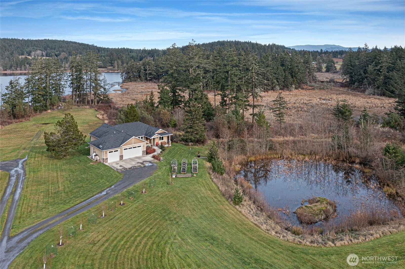 Property Photo:  437  Woodpecker Lane  WA 98250