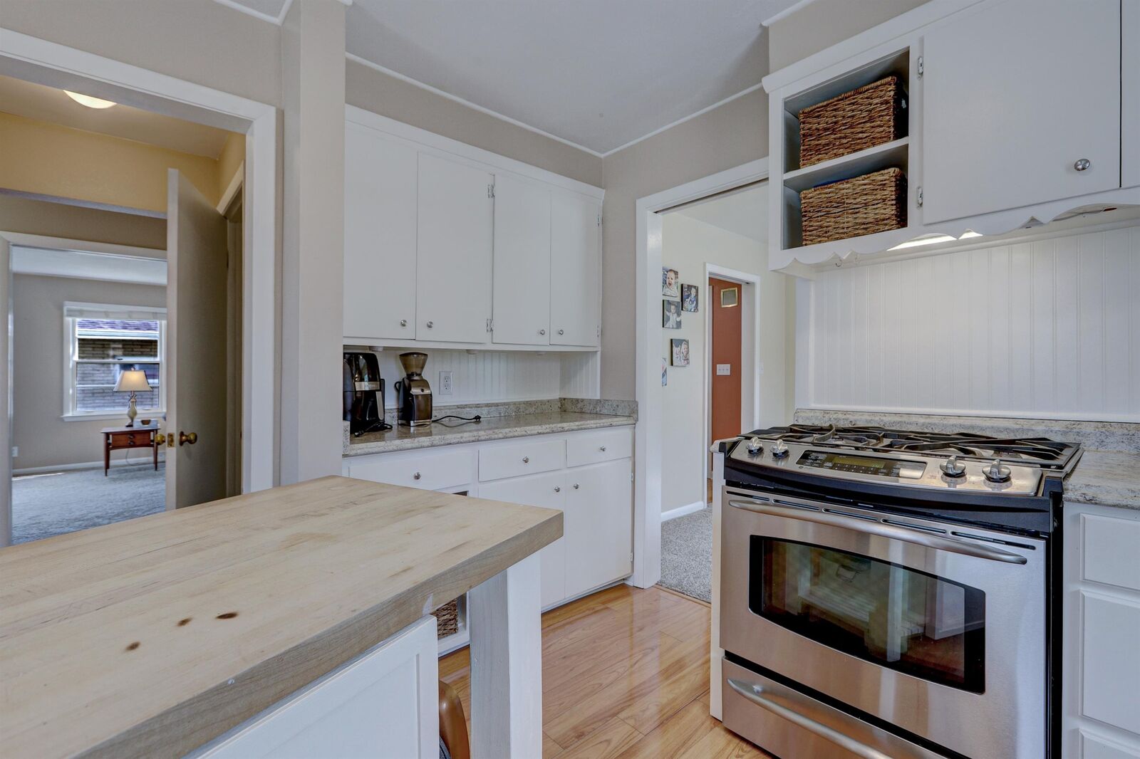 Property Photo:  524 N Outagamie Court  WI 54914 