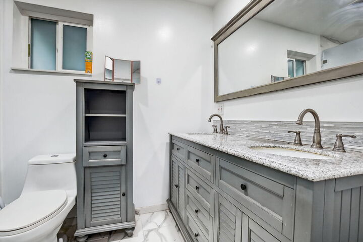 Property Photo:  6445 Charleston Street  FL 33024 