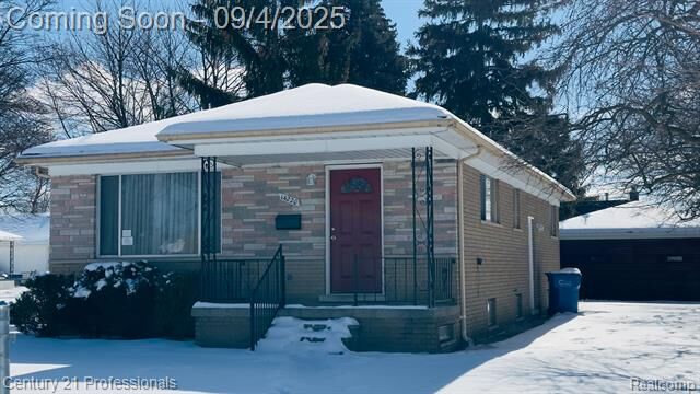Property Photo: 14220 Freeman Street MI 48089