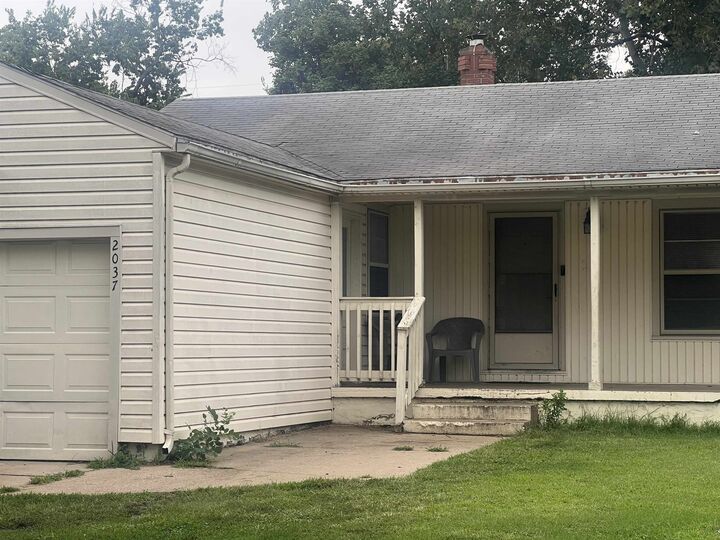 Property Photo: 2037 S Laura KS 67219