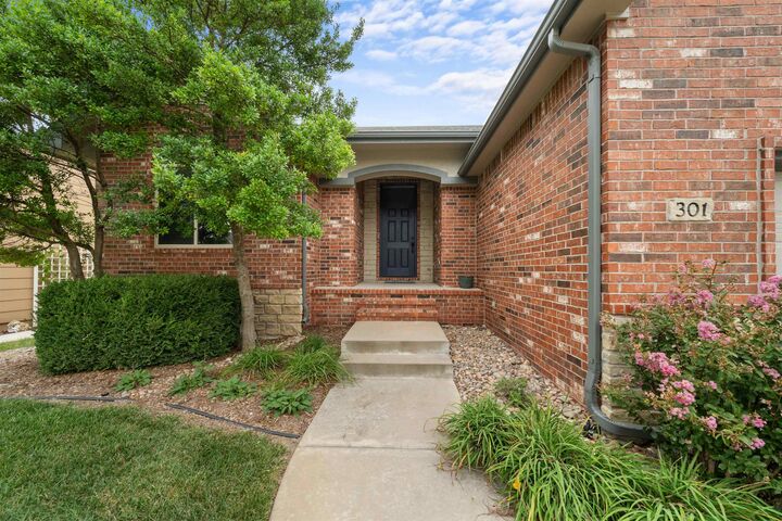 Property Photo: 301 S Bordeulac St KS 67230