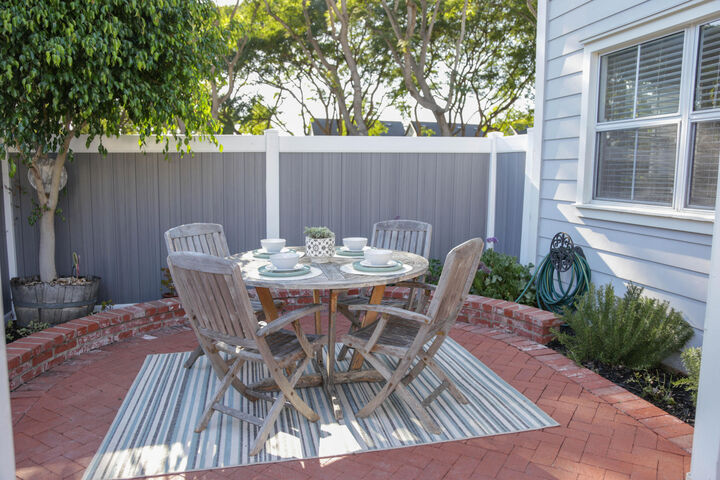 Property Photo: 3922 Via Diego A CA 93110