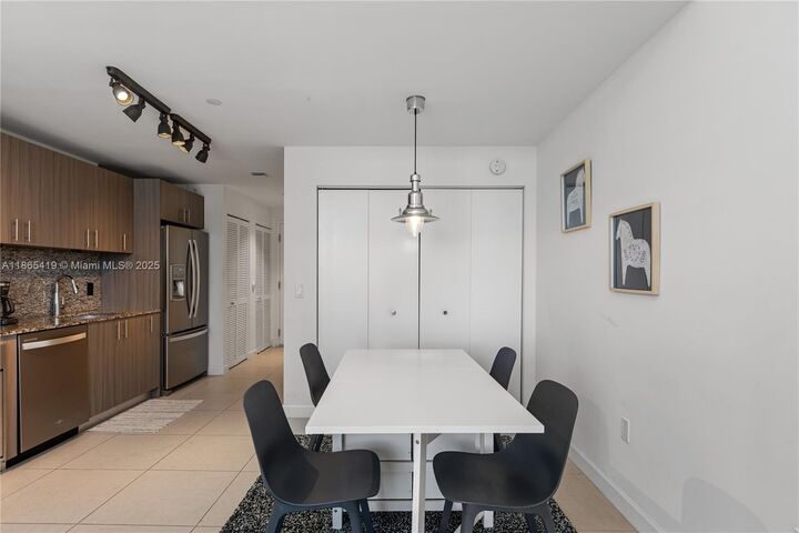 Property Photo: 5350 NW 84th Ave 710 FL 33166