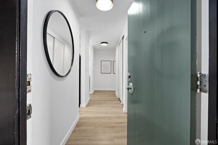 Property Photo: 425 Grant Avenue 19 CA 94306