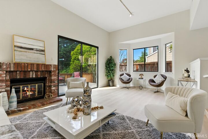 Property Photo:  91 Crown Circle  CA 94080