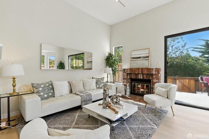 Property Photo: 91 Crown Circle CA 94080