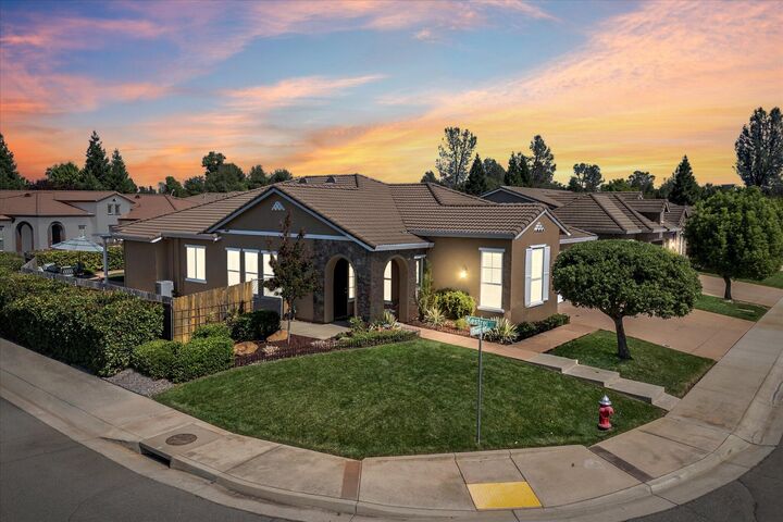 708 Rivercrest Parkway  Redding CA 96002 photo
