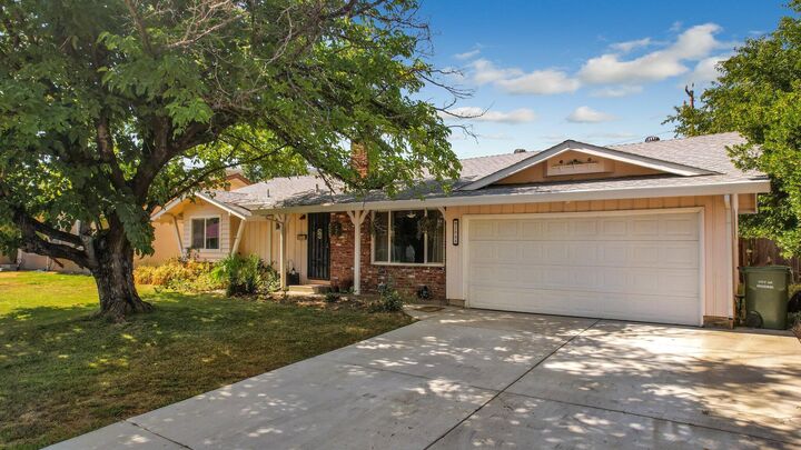 Property Photo: 2048 Wilder Drive CA 96001