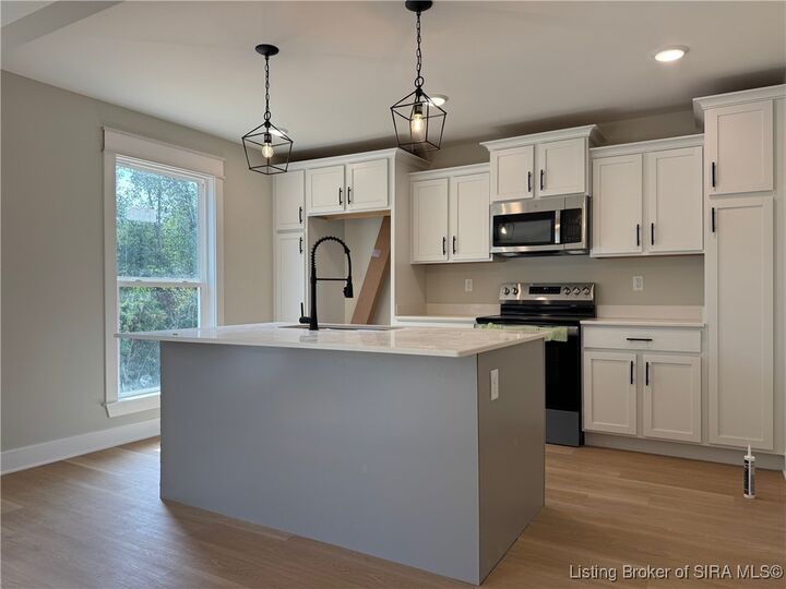 Property Photo: 1036 Dunbarton Way Lot 207 IN 47122