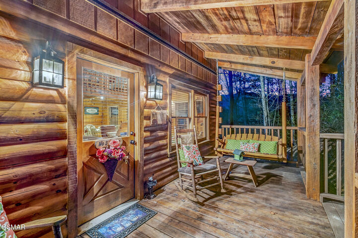 Property Photo: 136 Little Round Top Lane TN 37882