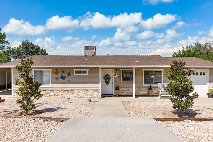 Property Photo: 19601 Rose Avenue CA 93561