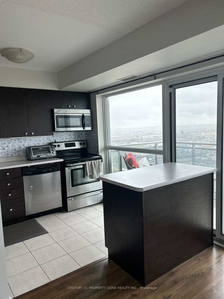 Property Photo: 215 Queen Street E 1804 ON L6W 0A9