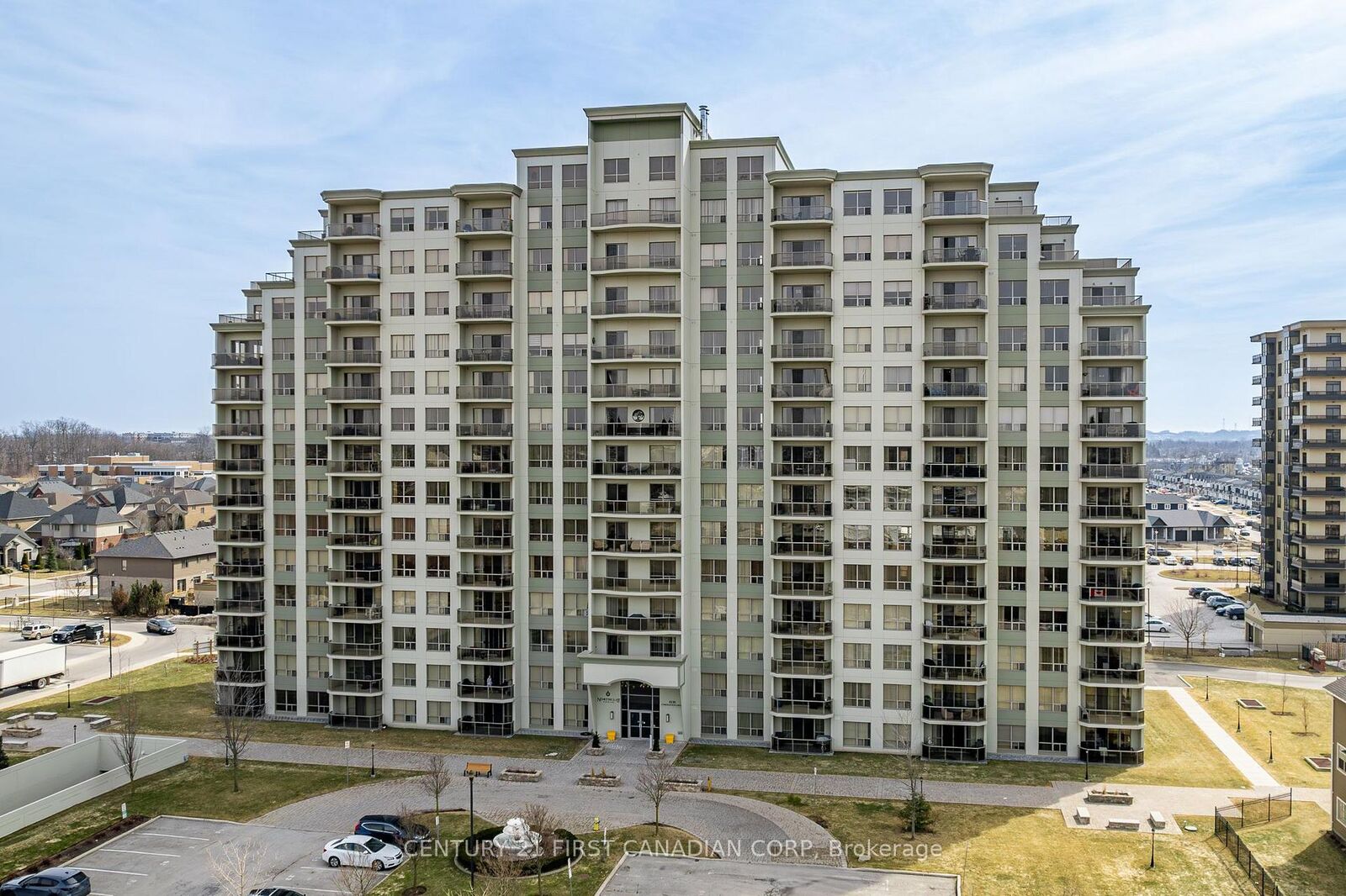 Property Photo: 1030 Coronation Drive 312 ON N6G 0G5