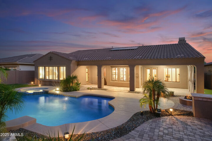 Property Photo: 1604 W Calle De Pompas -- AZ 85085