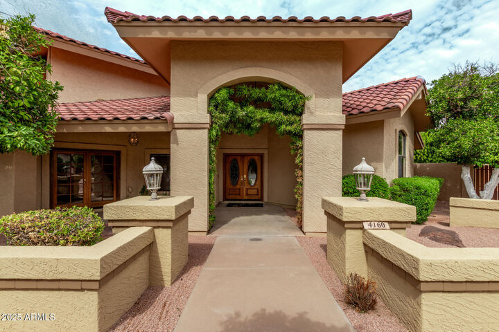 Property Photo: 4160 E Hale Circle AZ 85205