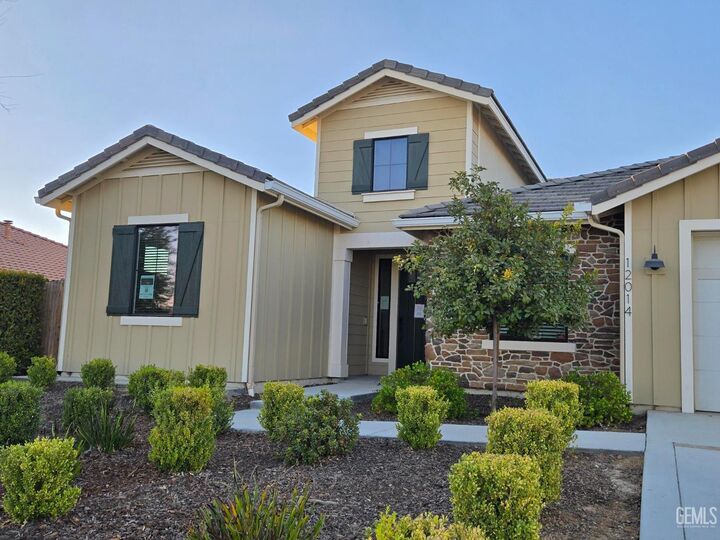 Property Photo:  12014 Marquise Drive Drive  CA 93306 