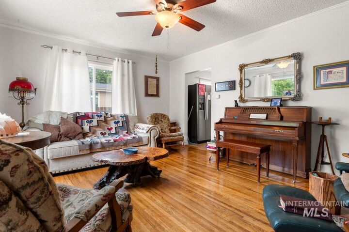 Property Photo: 1224 Burrell ID 83501