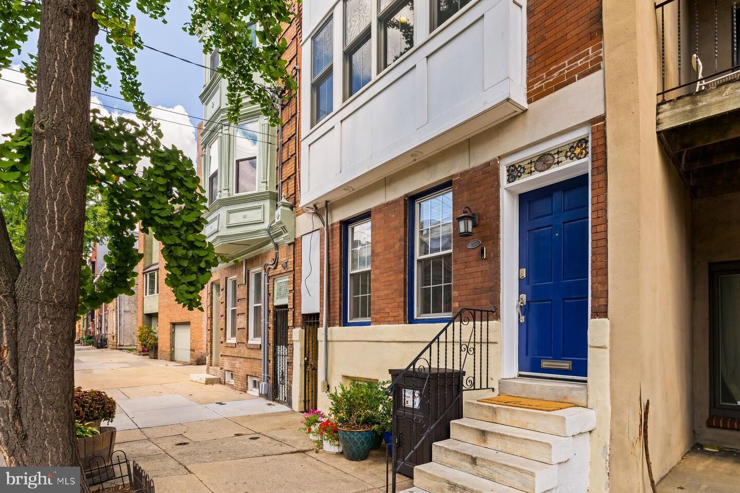 Property Photo: 215 Christian Street PA 19147