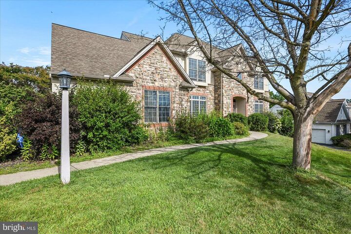Property Photo: 704 Goddard Drive PA 17402