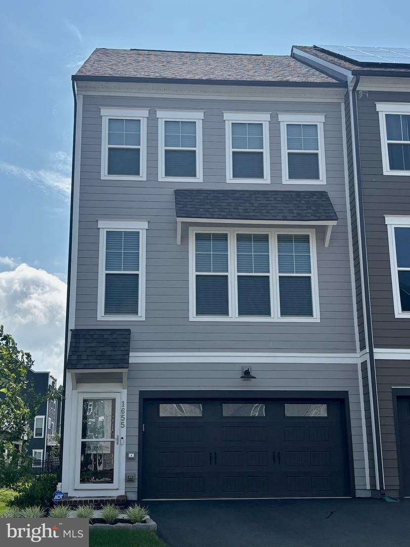 Property Photo: 1655 Aspen Poplar Road VA 22026