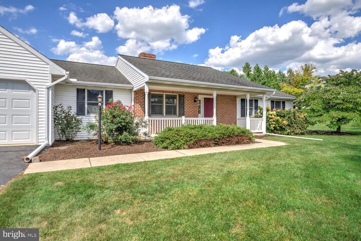 Property Photo: 286 Rock Point Road PA 17547
