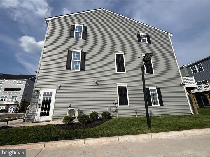 Property Photo: 10531 Encore Drive VA 20109