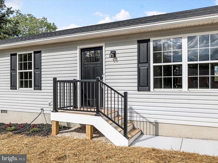 Property Photo: 2432 Laurel Lane VA 22645