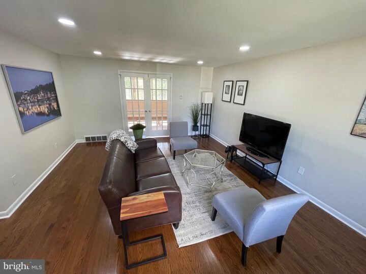 Property Photo: 732 Hidden Valley PA 19406