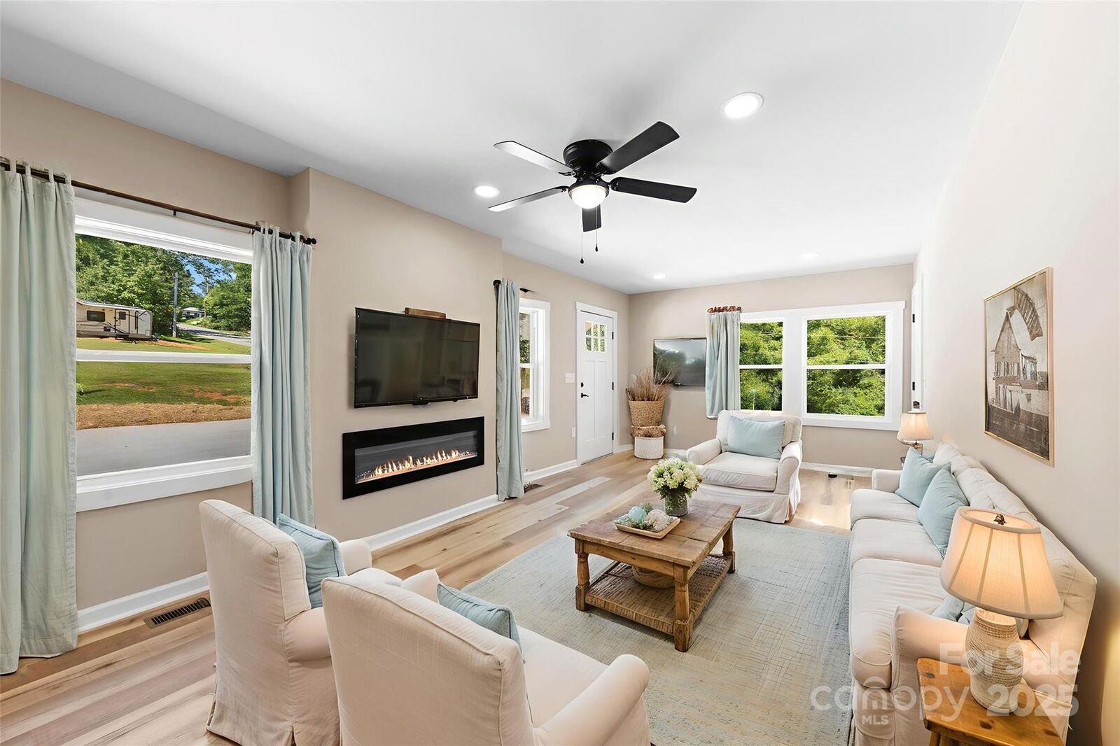 Property Photo: 120 Center Street NC 28086